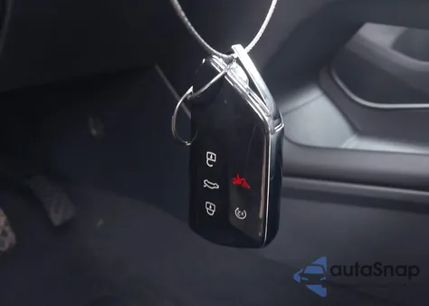 2024 Volkswagen Atlas 2.0T Se W/Technology from USA, damaged, VIN 1V2HR2CA4RC598208